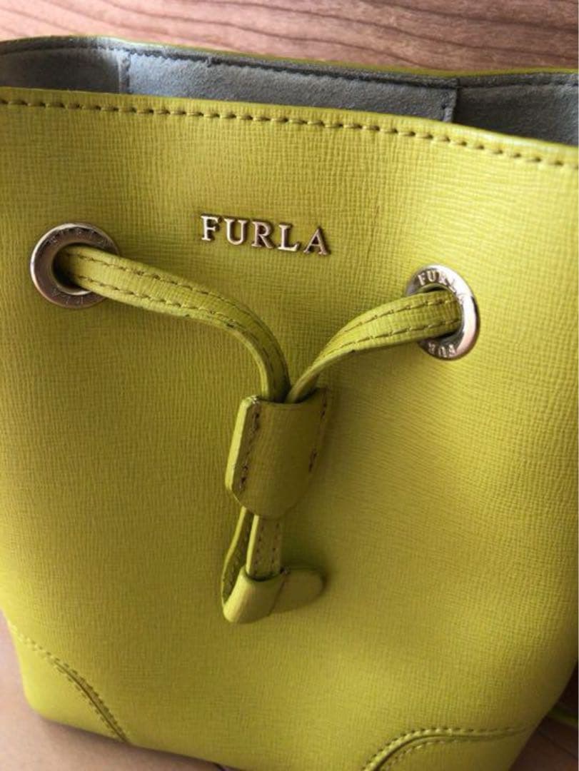 FURLA フルラ巾着 ショルダーハンドバック ショルダーバッグ ハンドバッグ
