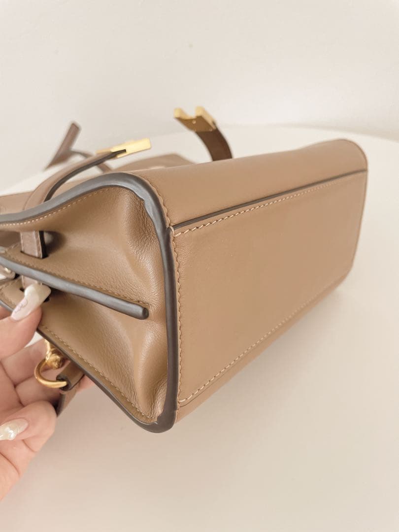 美品！トリーバーチ リー ラジウィル プチ ダブルバッグ