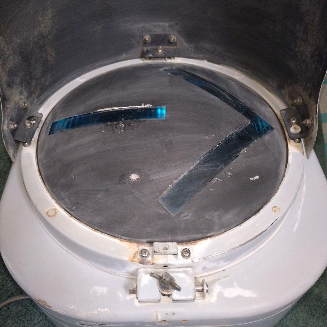 小糸工業の矢印信号機本物