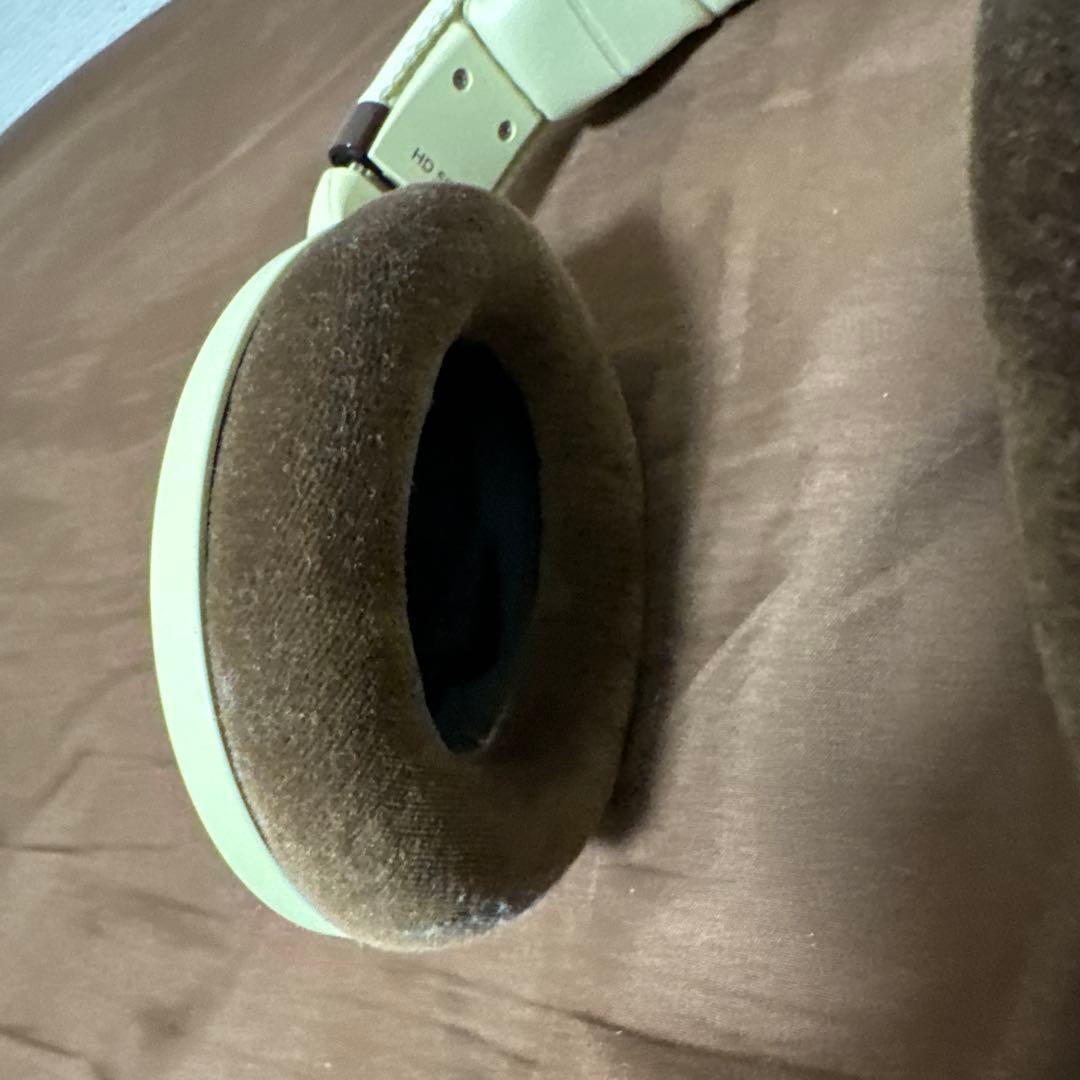 ヘッドホン HD598