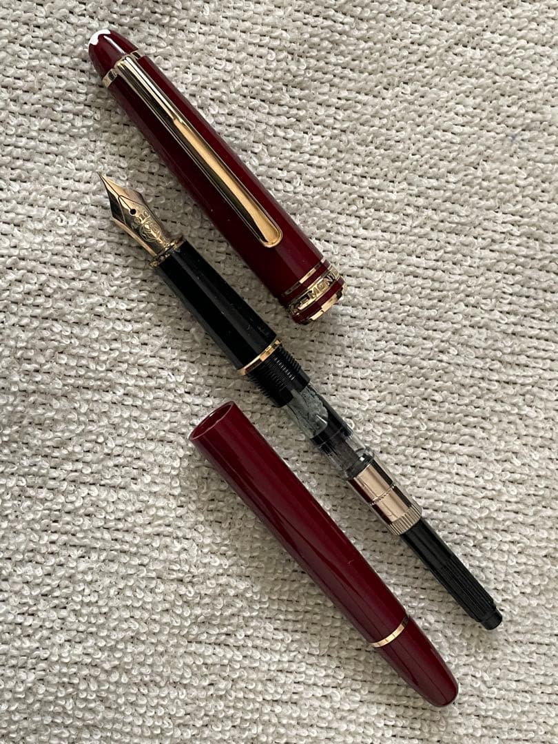 ボルドー◾️モンブラン144万年筆◾️マイスターシュテュック クラシック コンバータ