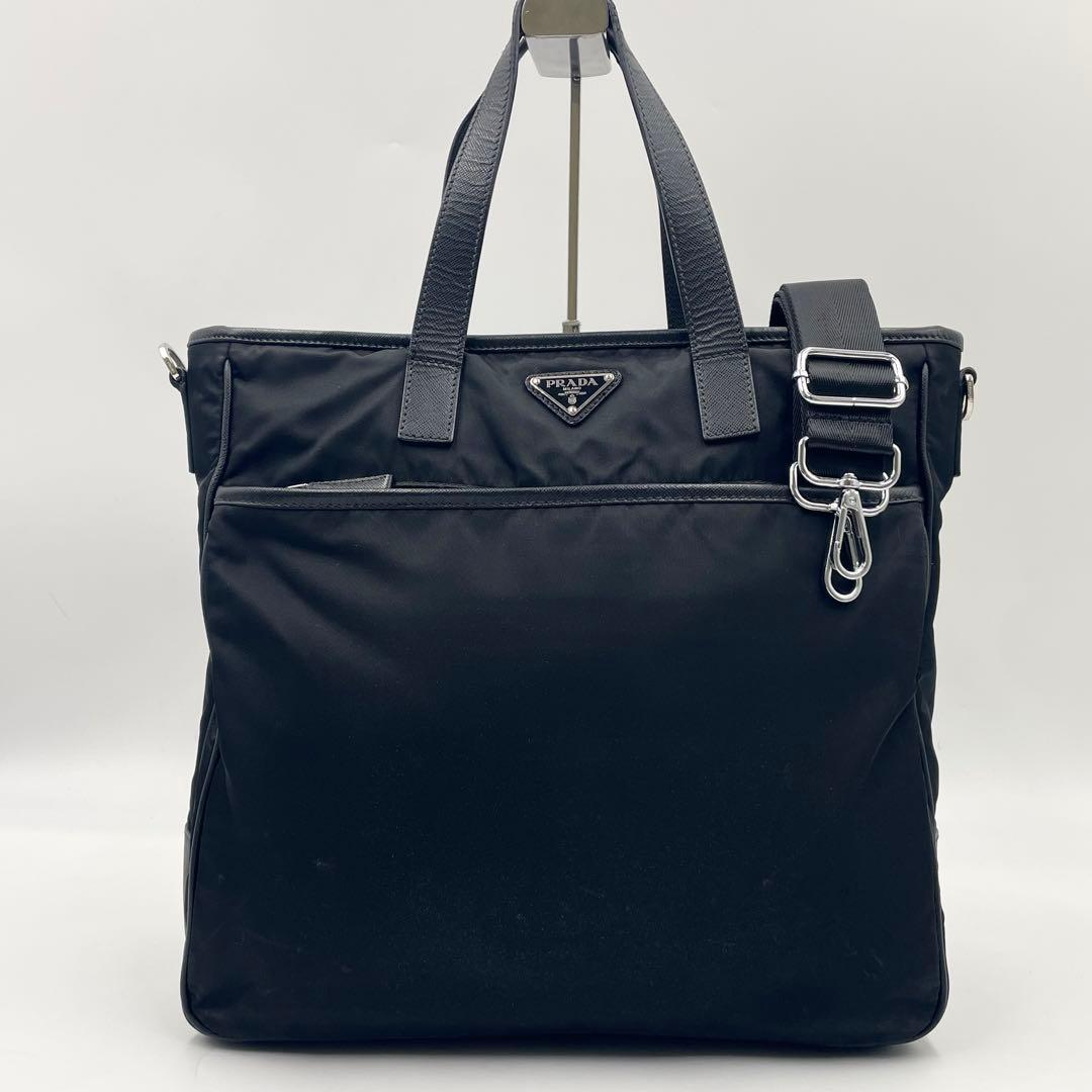 PRADAトートバッグ 2way ビジネス テスートサフィアーノ 三角ロゴ　黒
