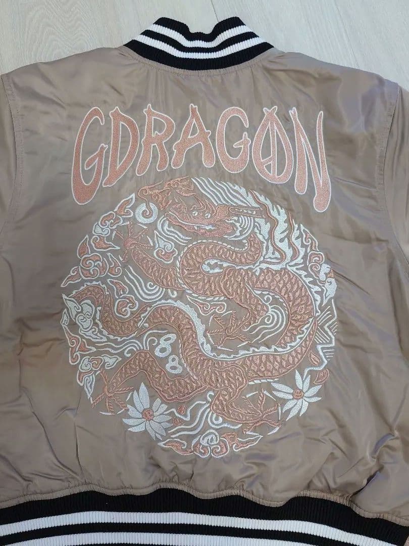 値下げ 新品未開封 G-DRAGON Übermensch スカジャン Sサイズ