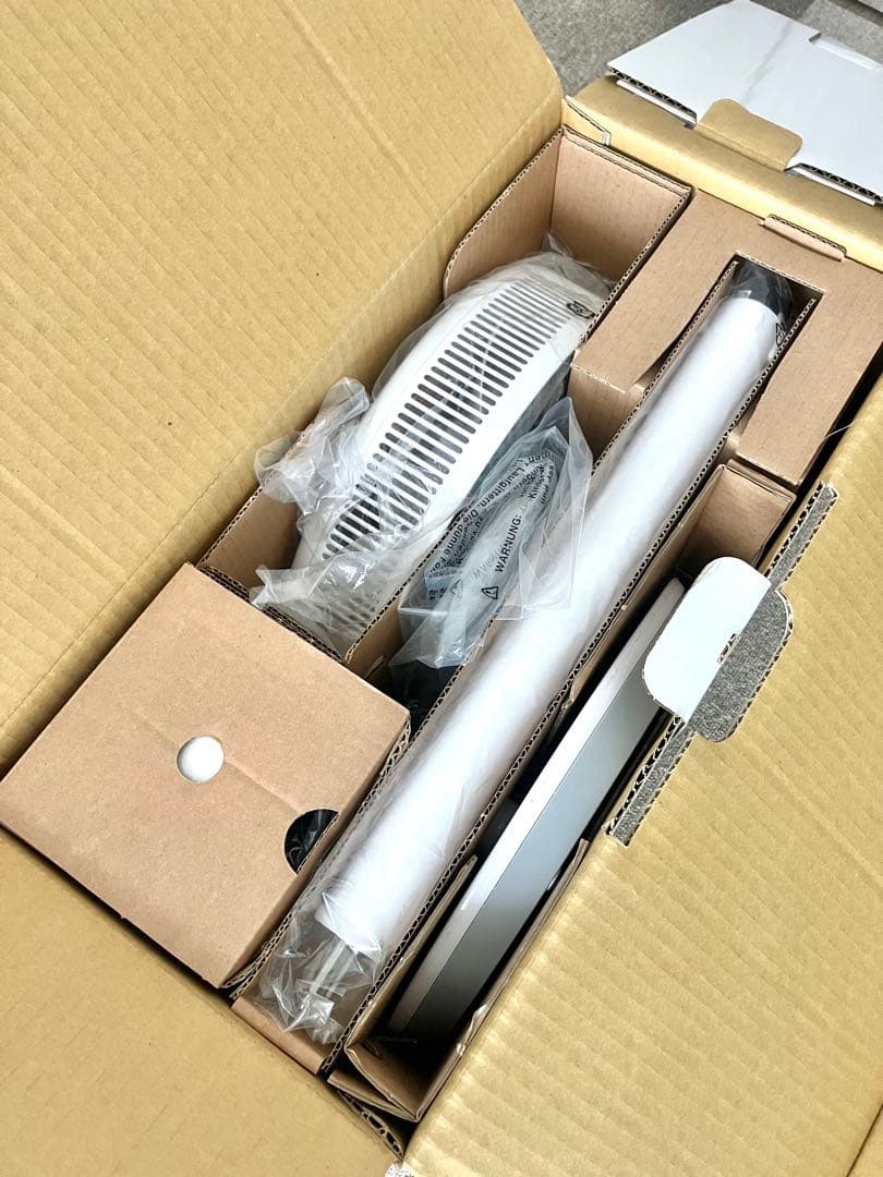 バルミューダ　GreenFan LE　EGF-1400-WG ホワイトxグレー