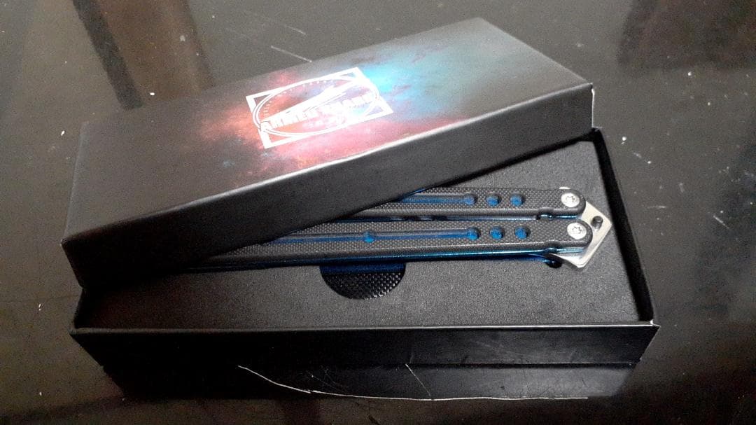 バタフライナイフ