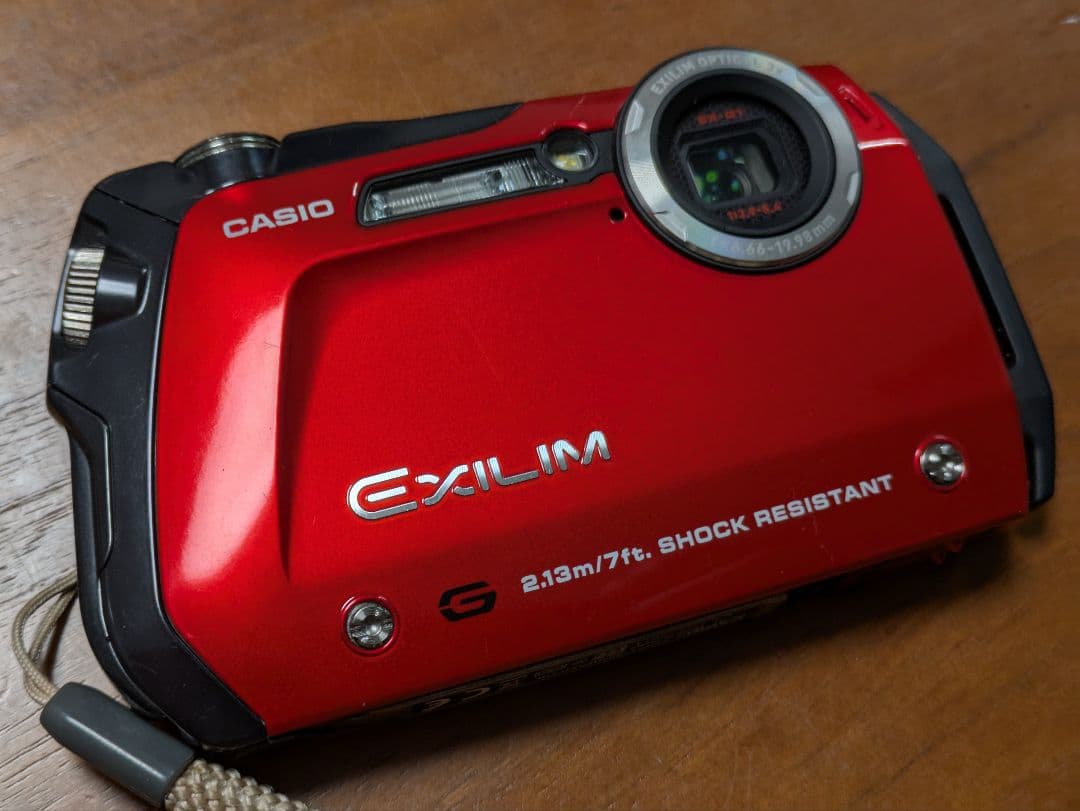 CASIO EXILIM 耐衝撃 EX-G1 赤色 コンデジ