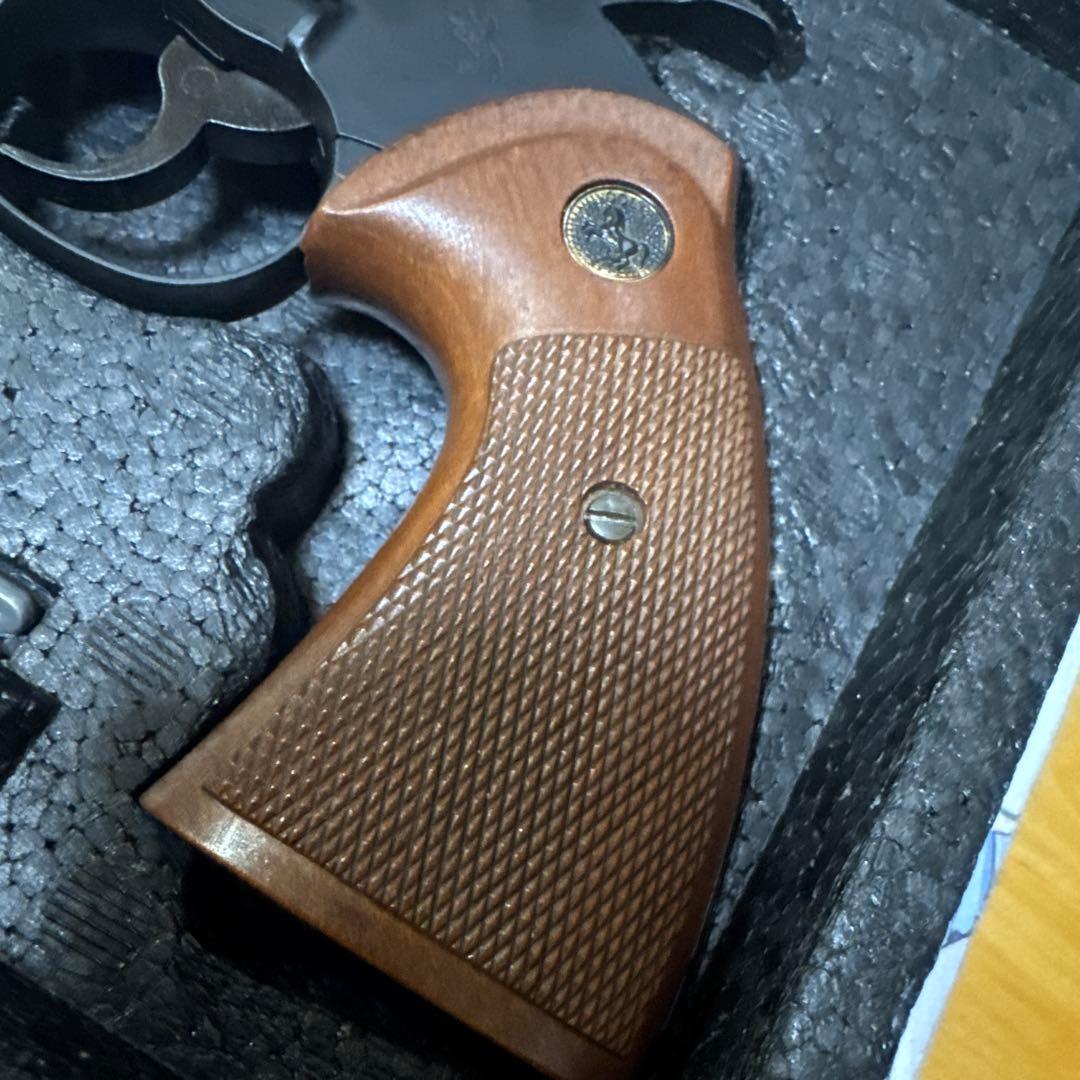 COLT PYTHON 357mag ガスガン 4インチ