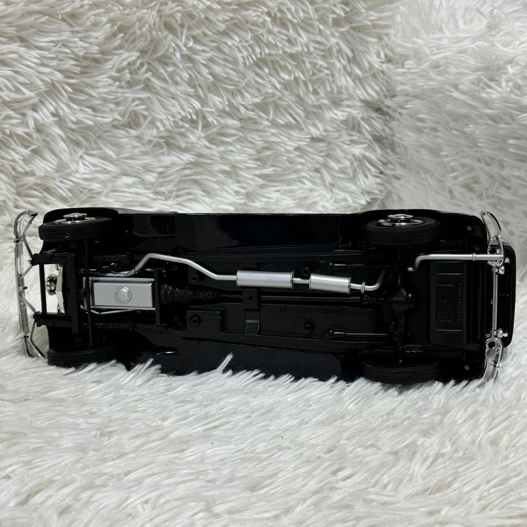 自動車模型 アメリカン HORCH 851 Pullman 1935 1/18