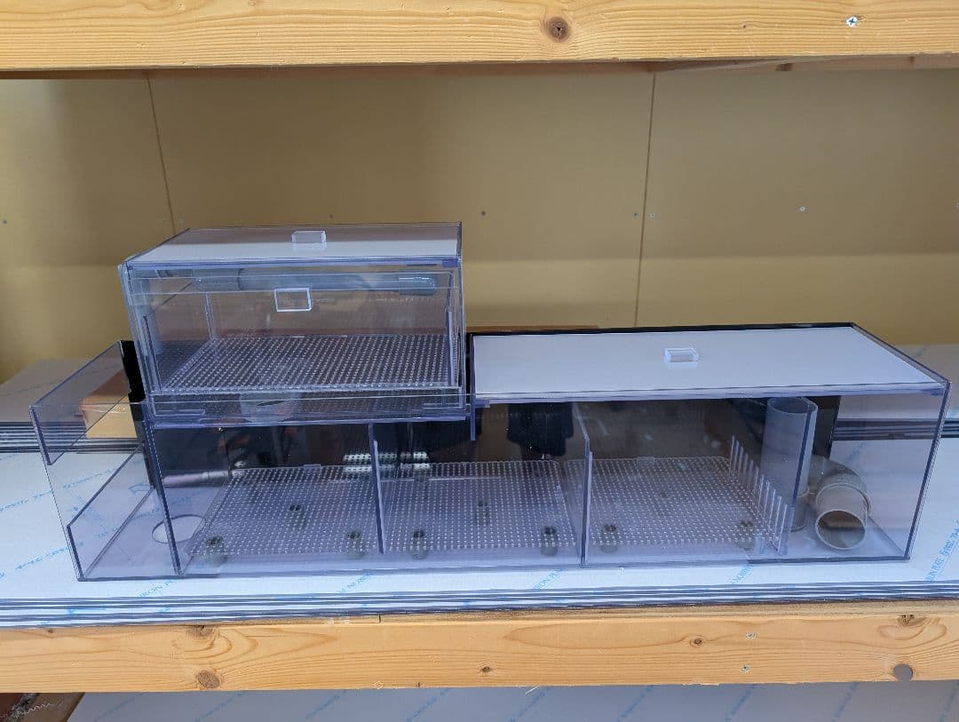 90センチアクリル水槽用　上部フィルター　ウールボックス引き出し式　背景黒