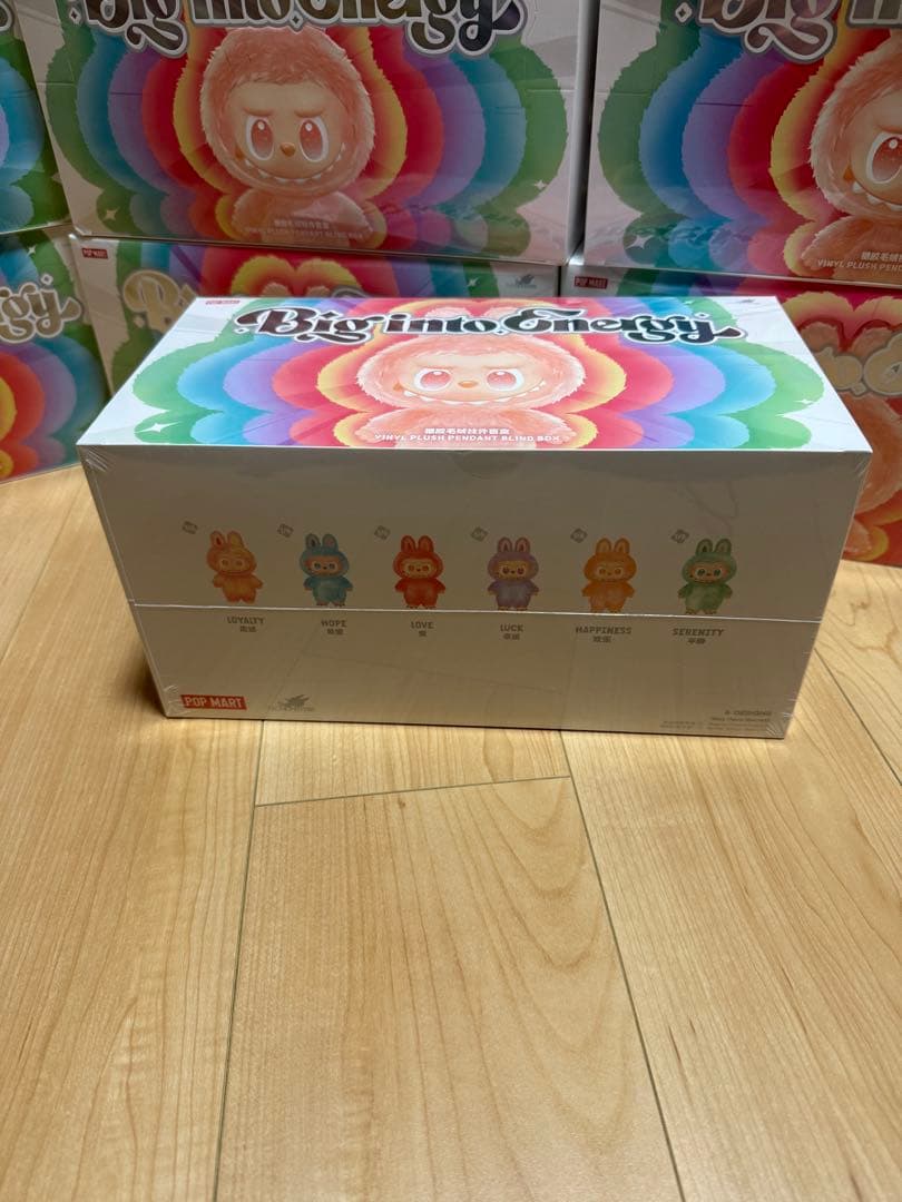 THE MONSTERS Big into Energy ぬいぐるみ　1箱