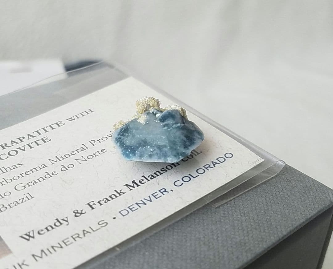 鉱物標本　弗素燐灰石　 Fluorapatite