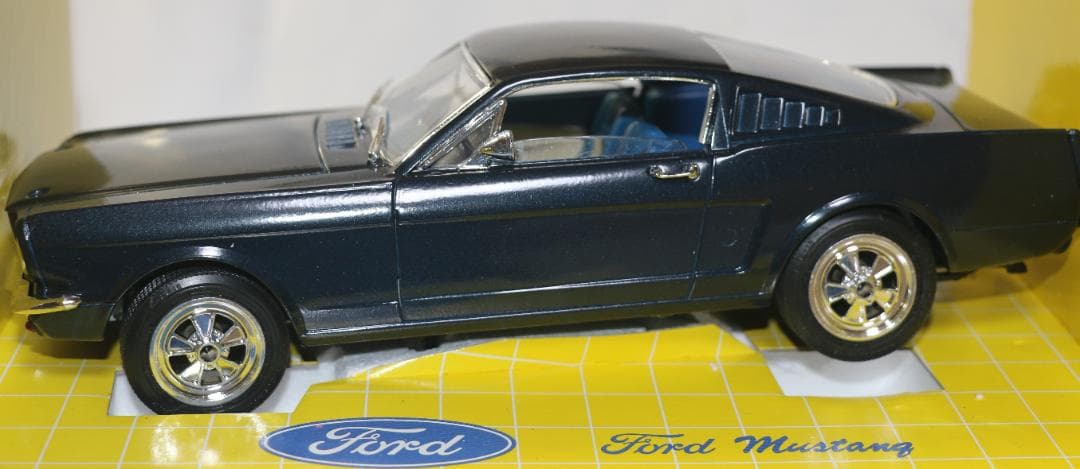 貴重　JOUEFエボリューション製 フォード・ムスタング350GT　紺１／１８