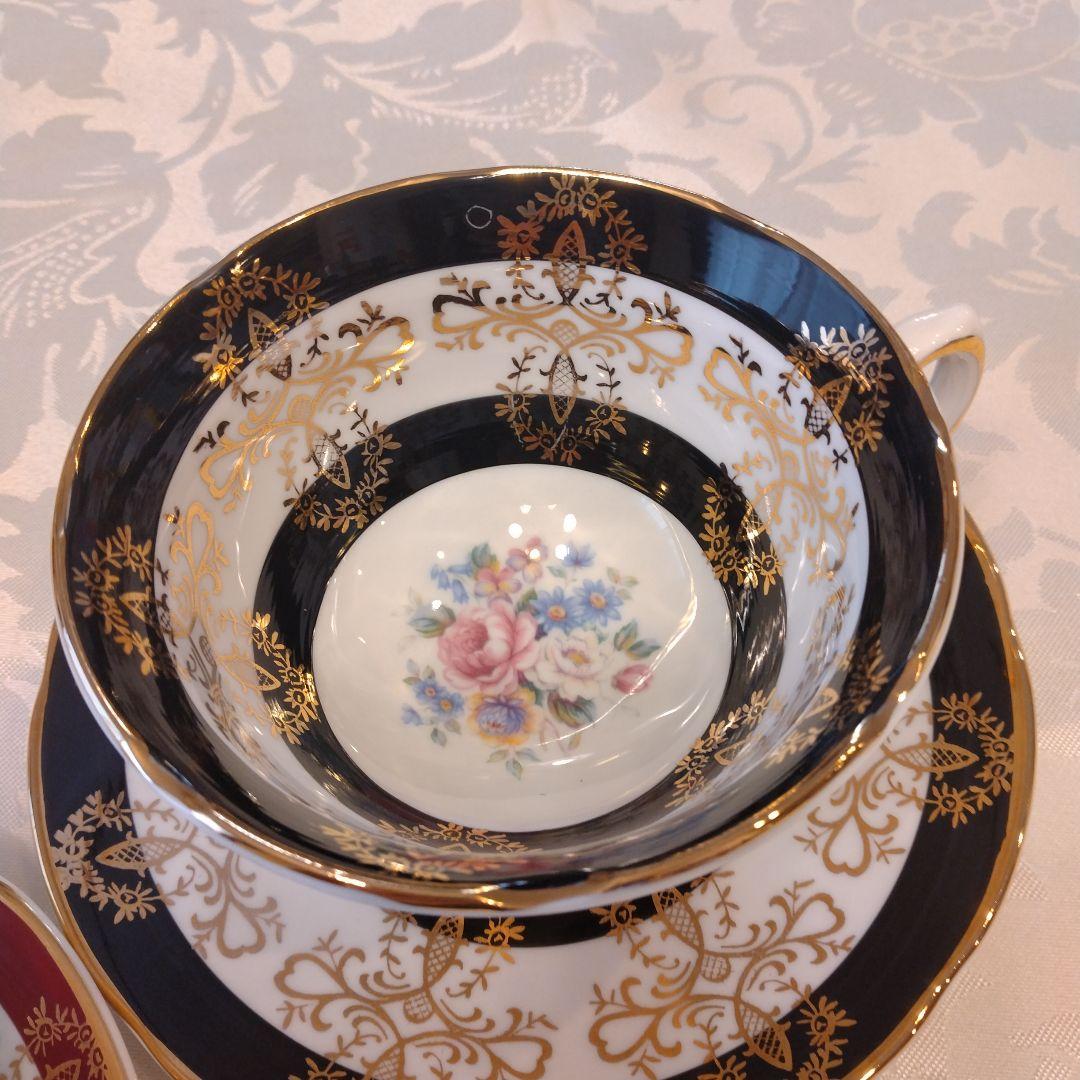 ロイヤルグラフトン　ローズ　カップ&ソーサー　2個　ペア