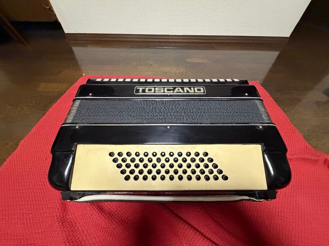 toscano アコーディオン