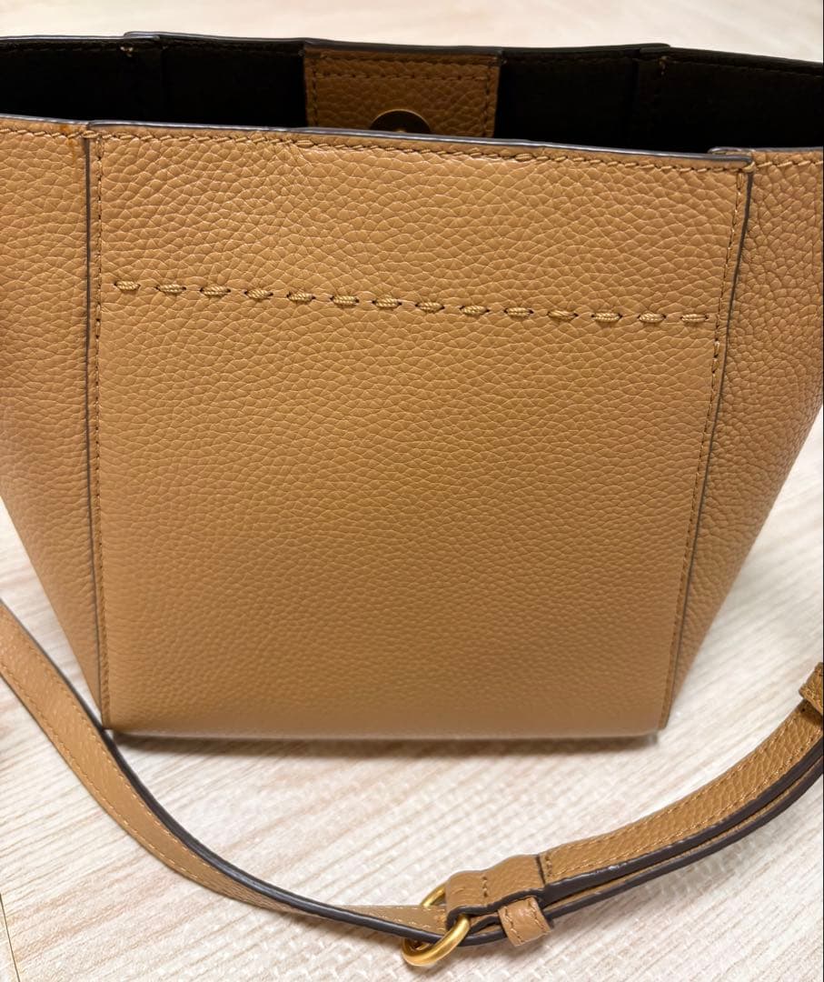✨極美品✨トリーバーチ マックグロー　スモールバケット バッグ ティラミス