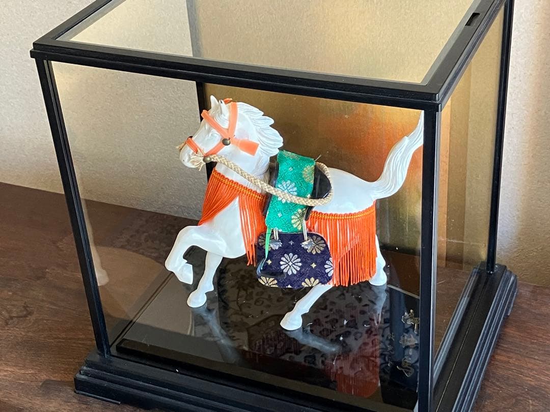 御神馬の置物(牧光作　ケース無し)