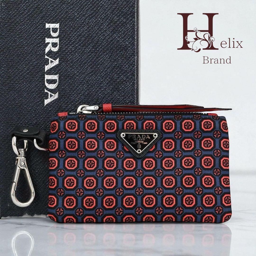 【新品同様】プラダ　キーリング　財布　小銭入れ　　小物入れ　キーホルダー