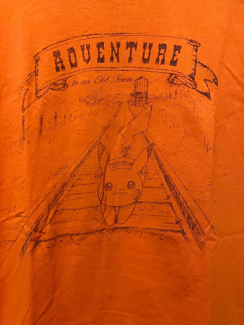 ポケモンセンター ピカチュウ Tシャツ オレンジ