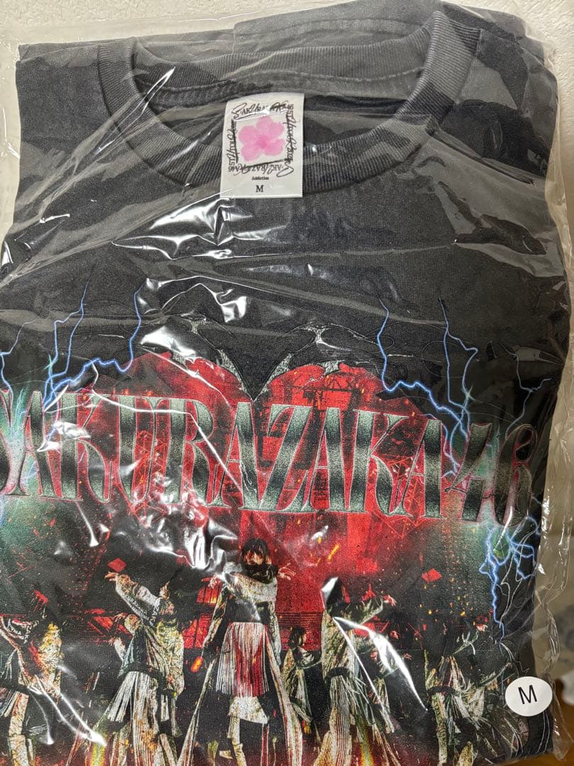 櫻坂46 ロックTシャツ M 新品未開封