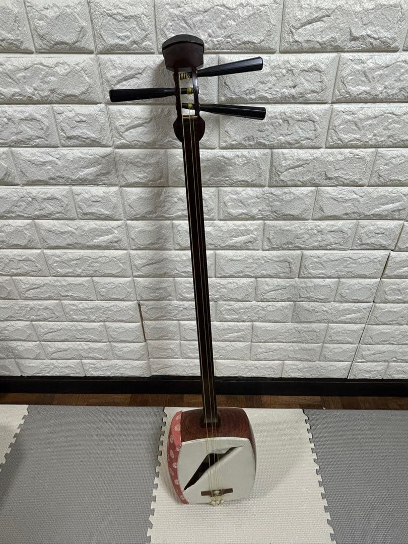 子持ち綾杉胴 三味線 犬皮