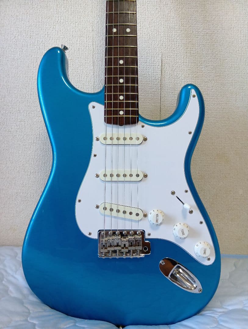ギター Fender Japan Stratocaster LakePlacidBlue