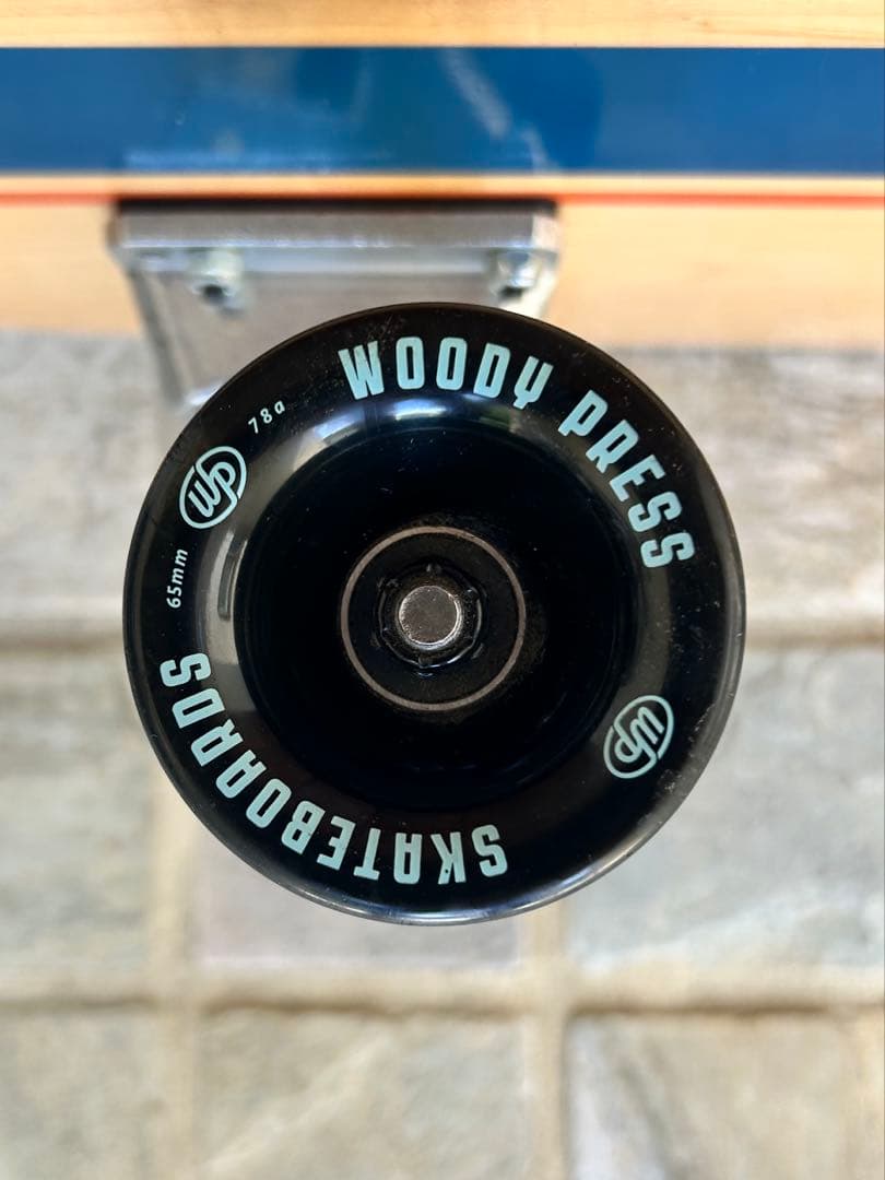 WOODYPRESS 32インチ カービング スケートボード