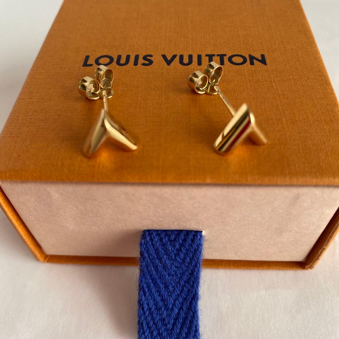 ルイ・ヴィトン　(ピアス・エセンシャルV)