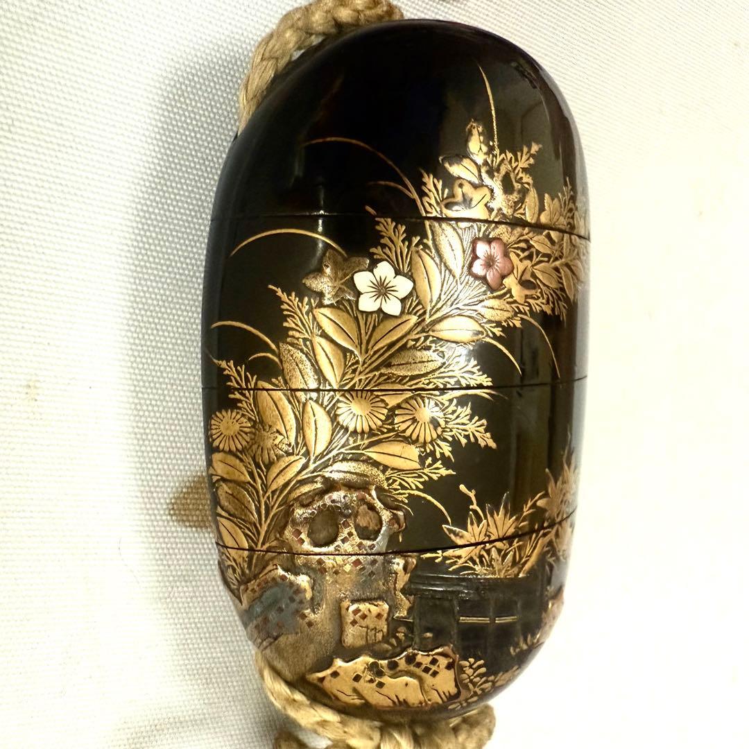 時代物　秋草蒔絵　象嵌細工　印籠　根付