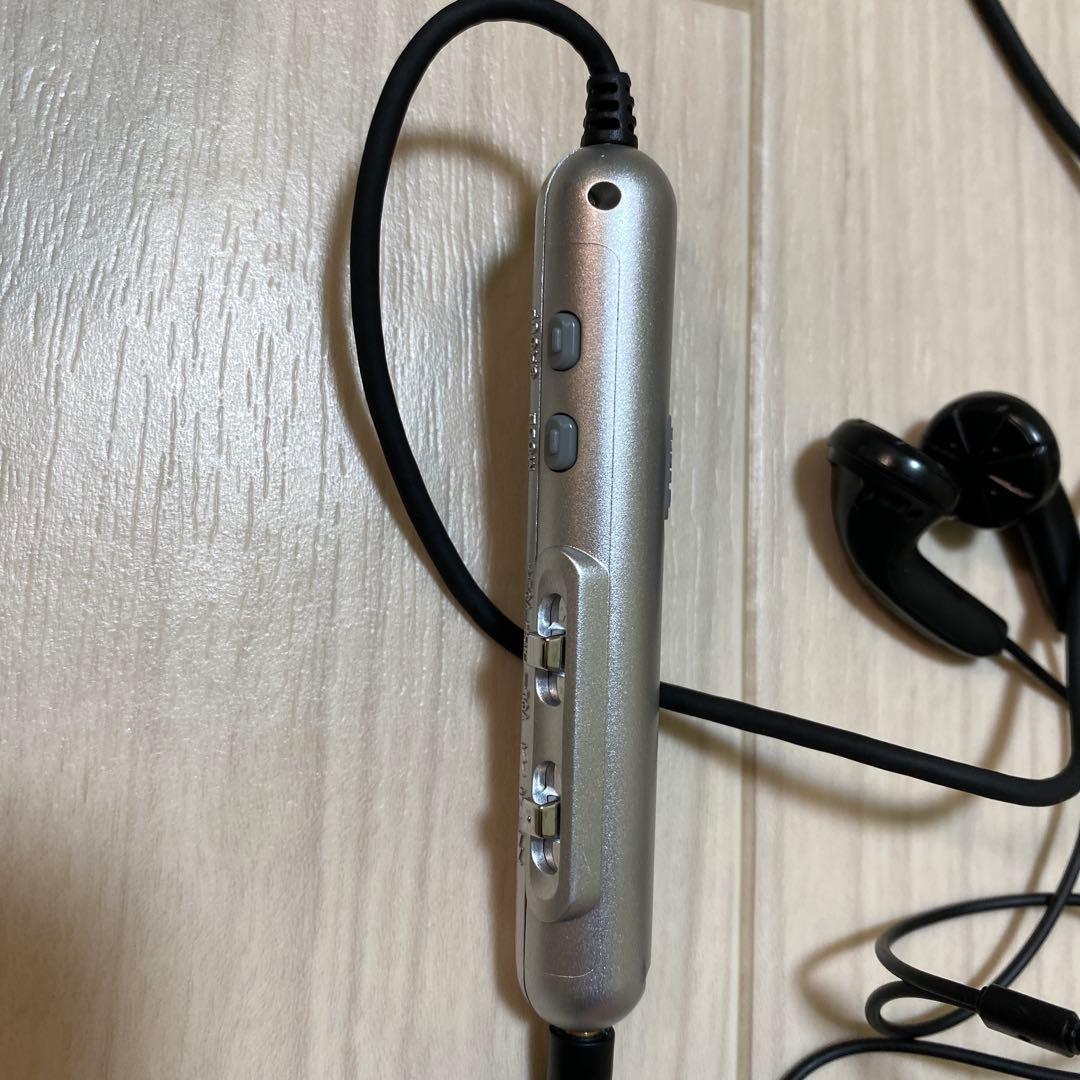 SHARP ポータブルMDプレーヤー 1-BIT MD-DS77-S ジャンク