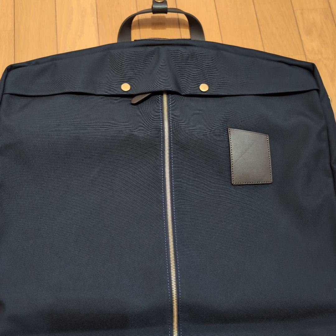 MISMO ミスモ ナイロンガーメントバッグ