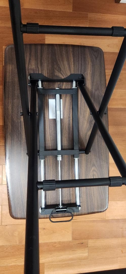 東谷　昇降テーブル