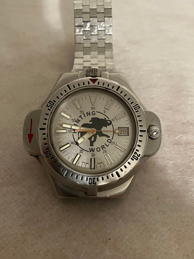 値下げ 稼働★HUNTING WORLD コンパスウォッチ ＱＺ腕時計 電池新品