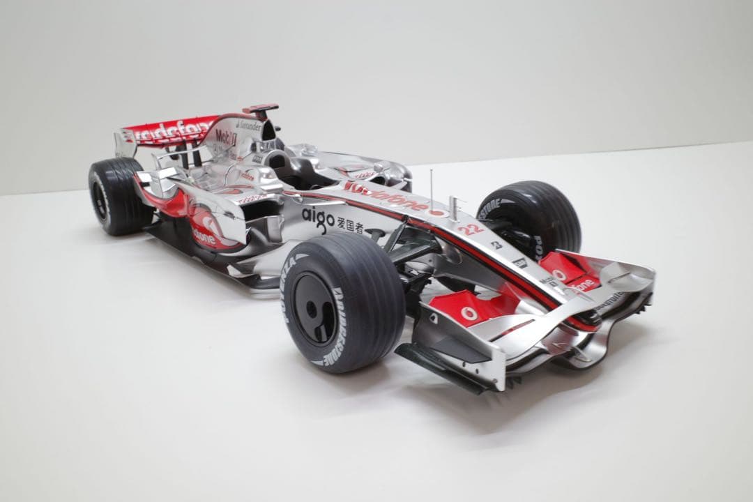 【限定1/8】マクラーレンMP4-23 (全長60cm) ※お問合せ下さい！