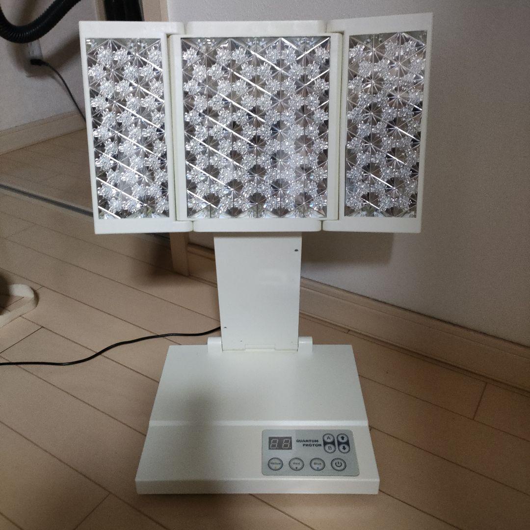 ★値下げ★LED美顔器　光照射　美白　ニキビ　ハリ　育毛