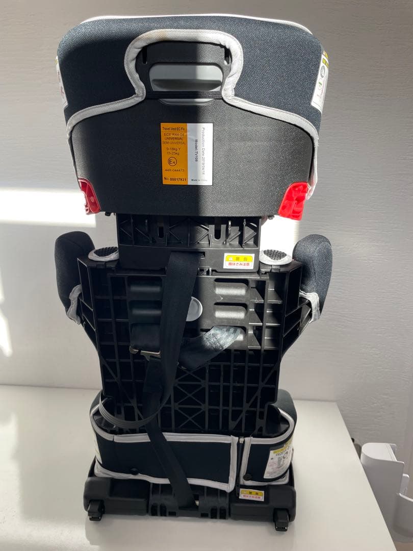 日本育児　トラベルベスト　チャイルドシート　ISOFIX アイソフィックス