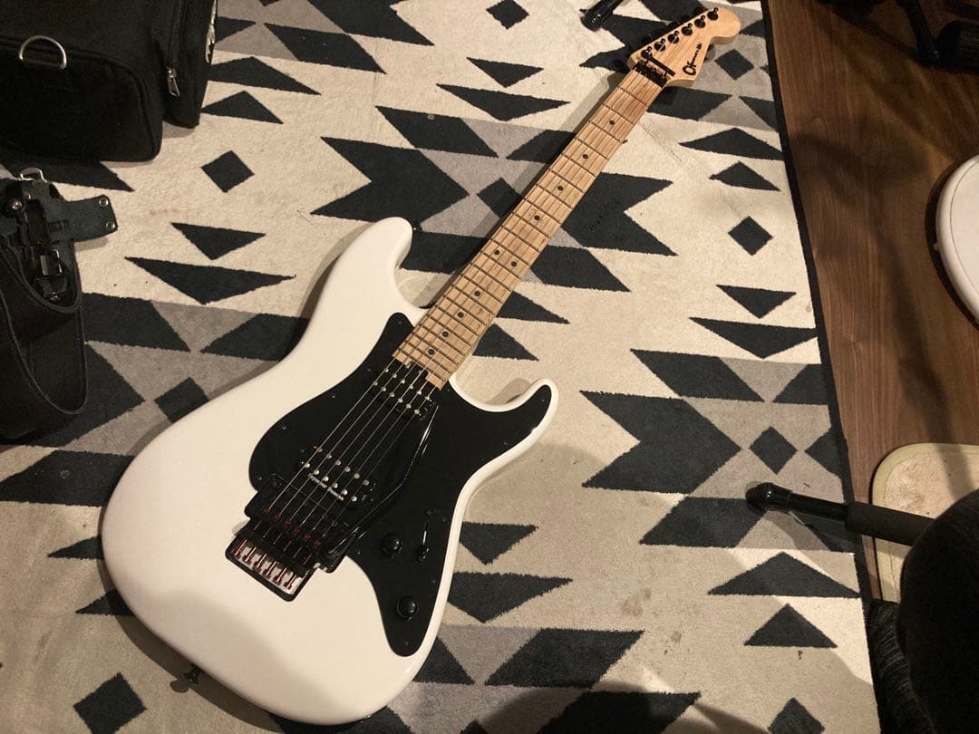 【N.K】Charvel Pro-Mod So-Cal Style 1