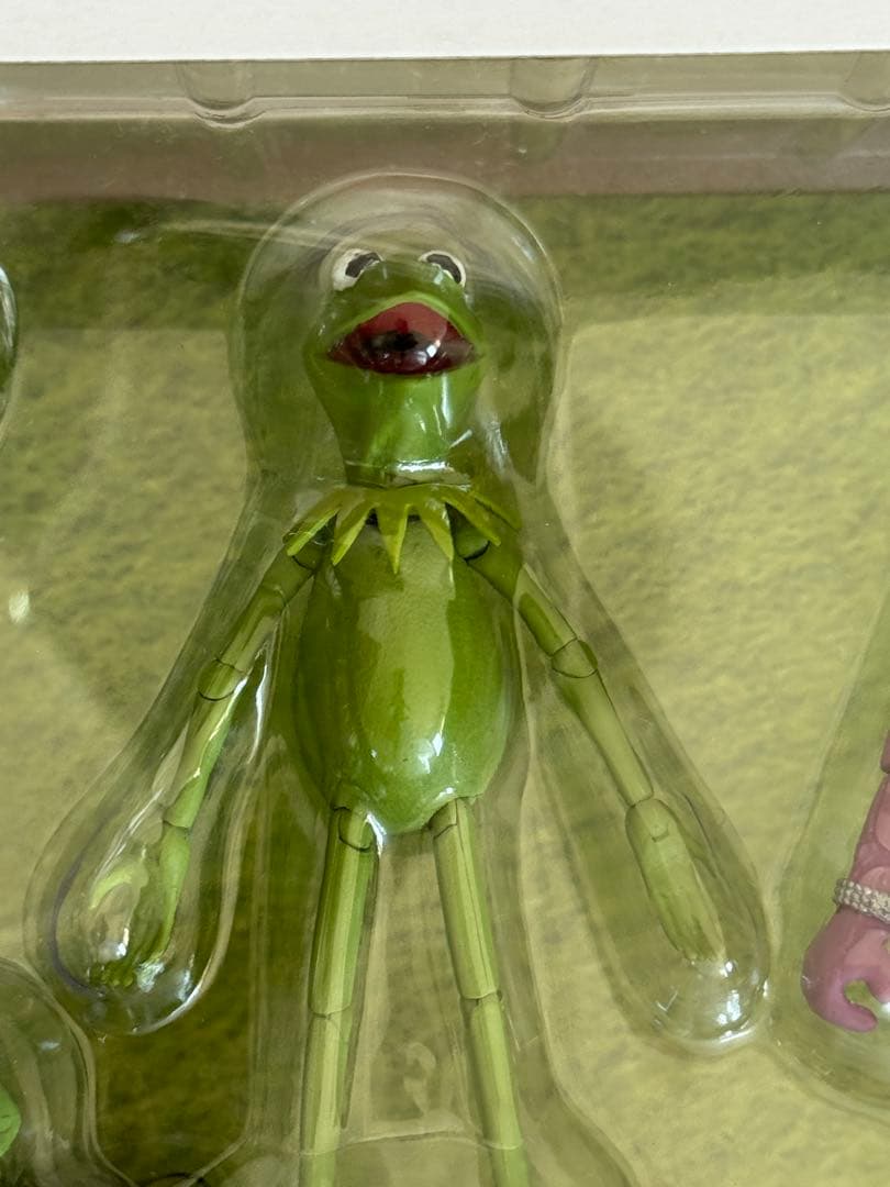 カーミット と ミスピギー の アクションフィギュア　(在庫最終)