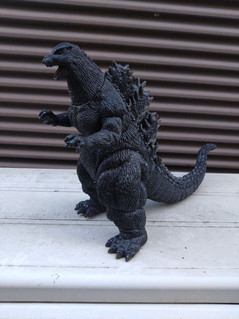 ゴジラ　　shinobi