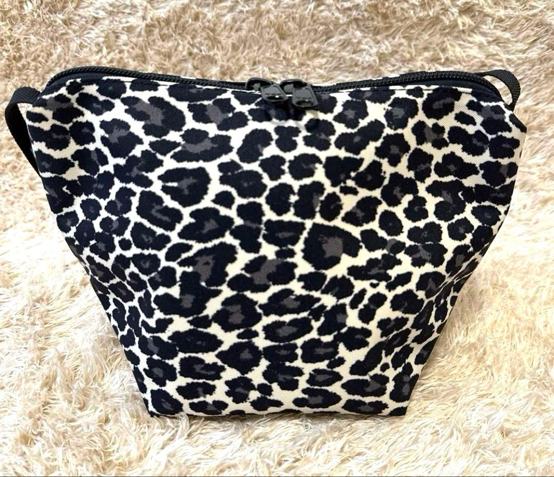 【美品】エルベシャプリエ 舟型ショルダーバッグ S パンサーブラン