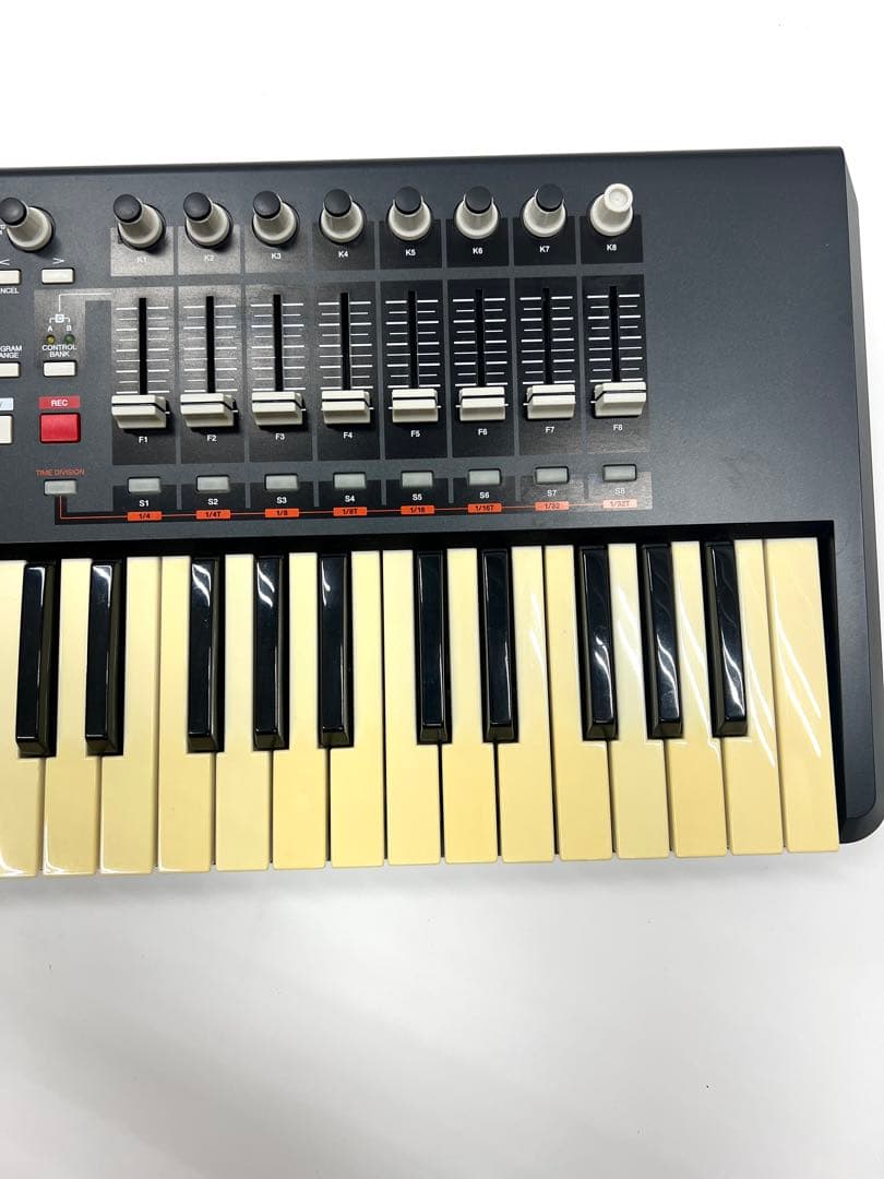 [希少]AKAI MPK61 MIDIキーボード