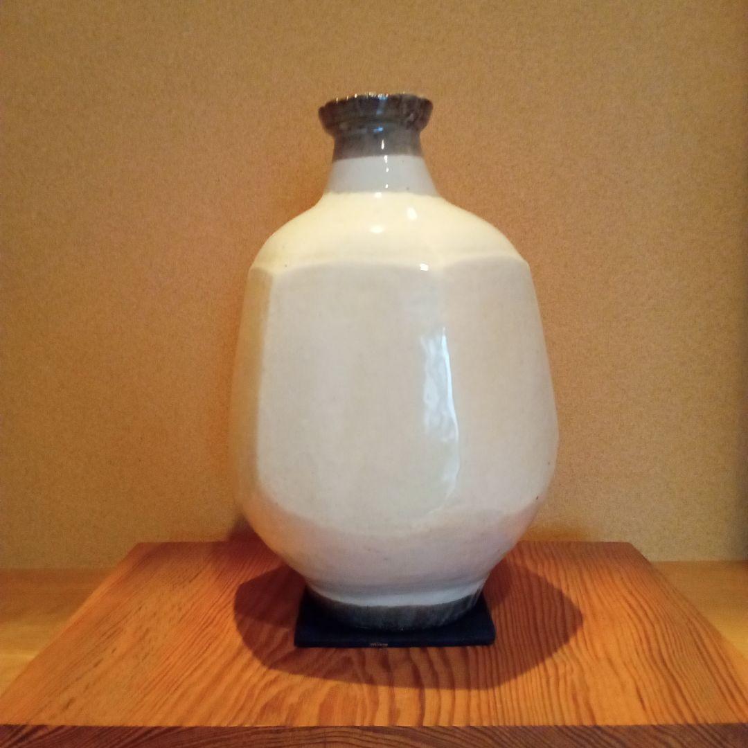 【真作】 白磁切子壷 河井寛次郎　「 恒次 ・ 武一 識 」