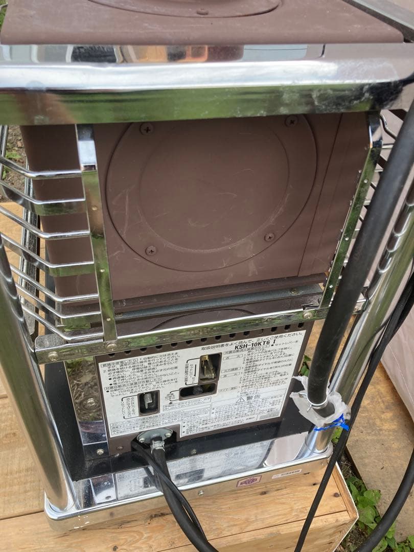 2009年式　サンポット 煙突式 ストーブ 北海道札幌近郊　石油ストーブ