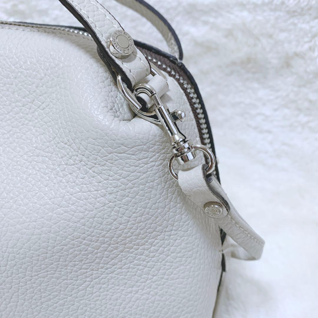 ほぼ未使用♪ジャンニキャリーニ アリファM 2way グレージュ