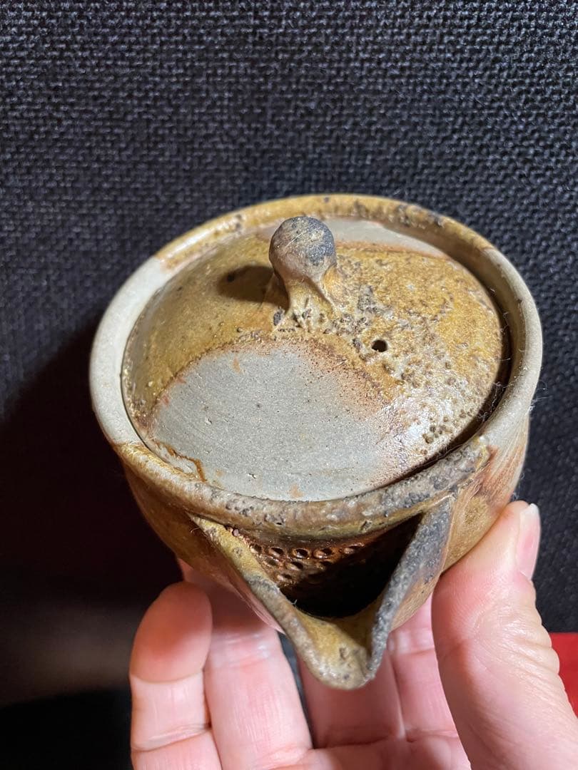 備前焼の宝瓶(松井興之作)