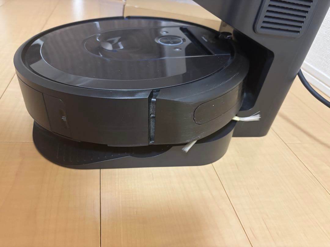 【値下げ】ルンバ iRobot Roomba i7+ロボット掃除機本体