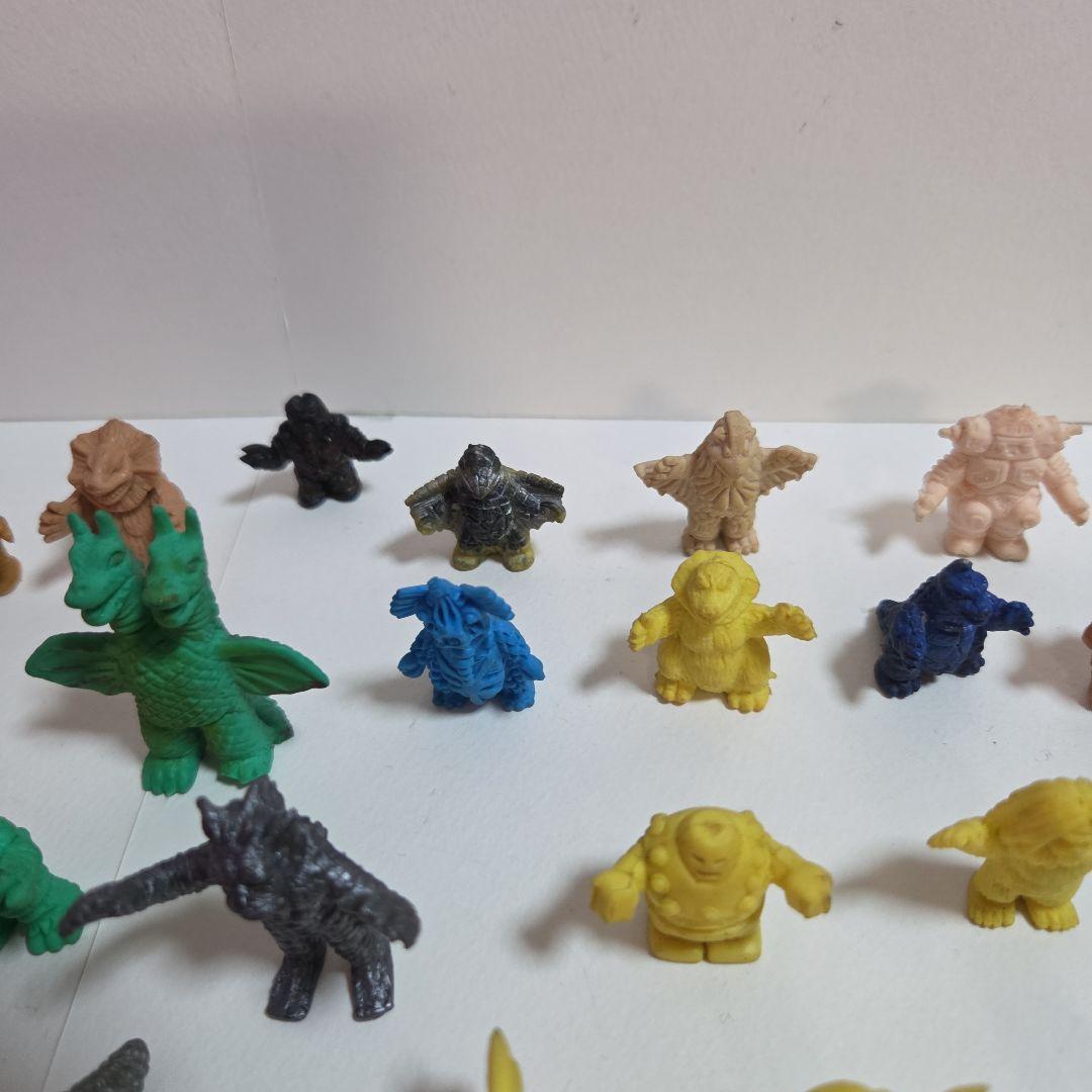 ウルトラマン消しゴム　怪獣消しゴム　74点セット