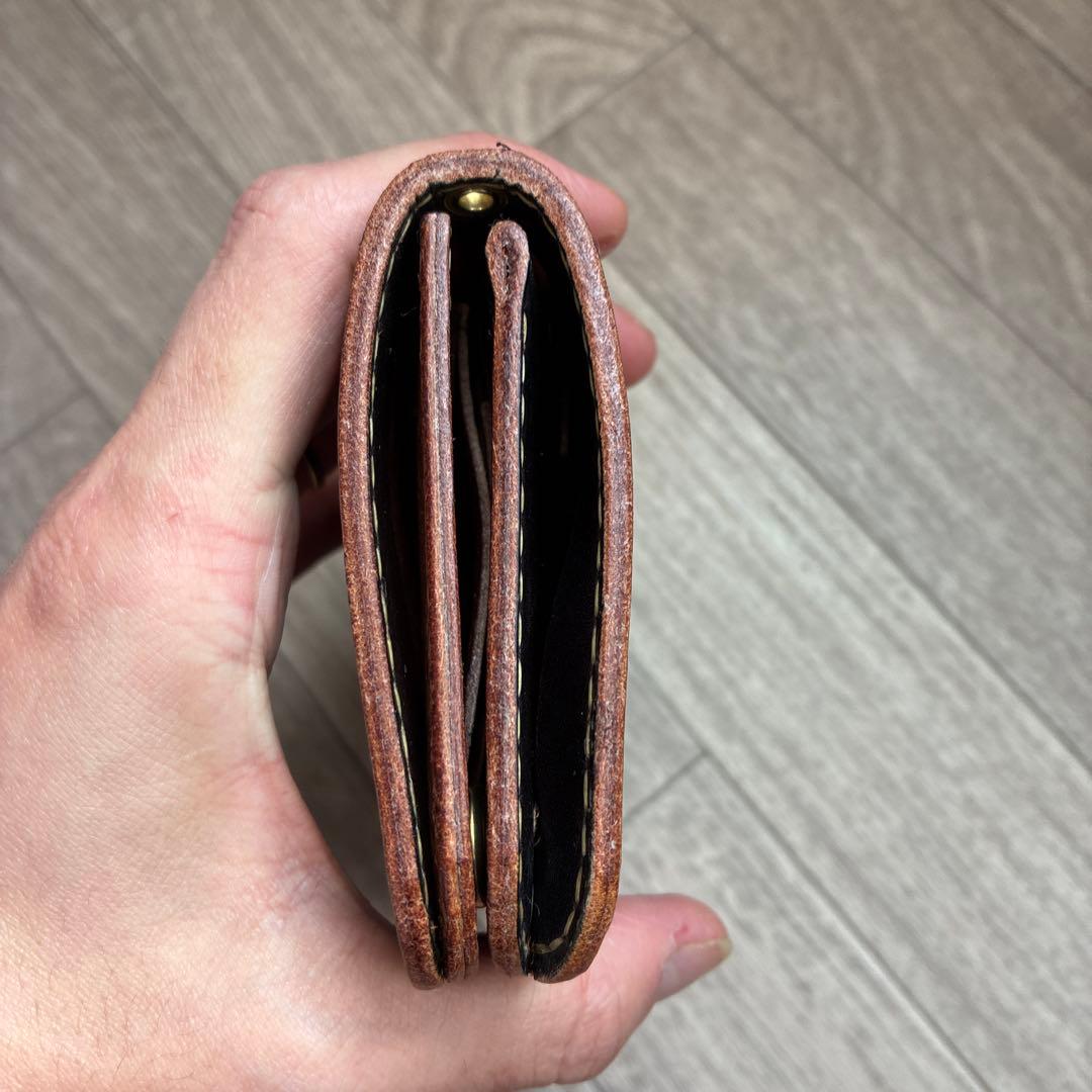 訳あり安値【茶芯ブラック】ミドルトラッカーウォレット　真鍮　お札を折らずに収納