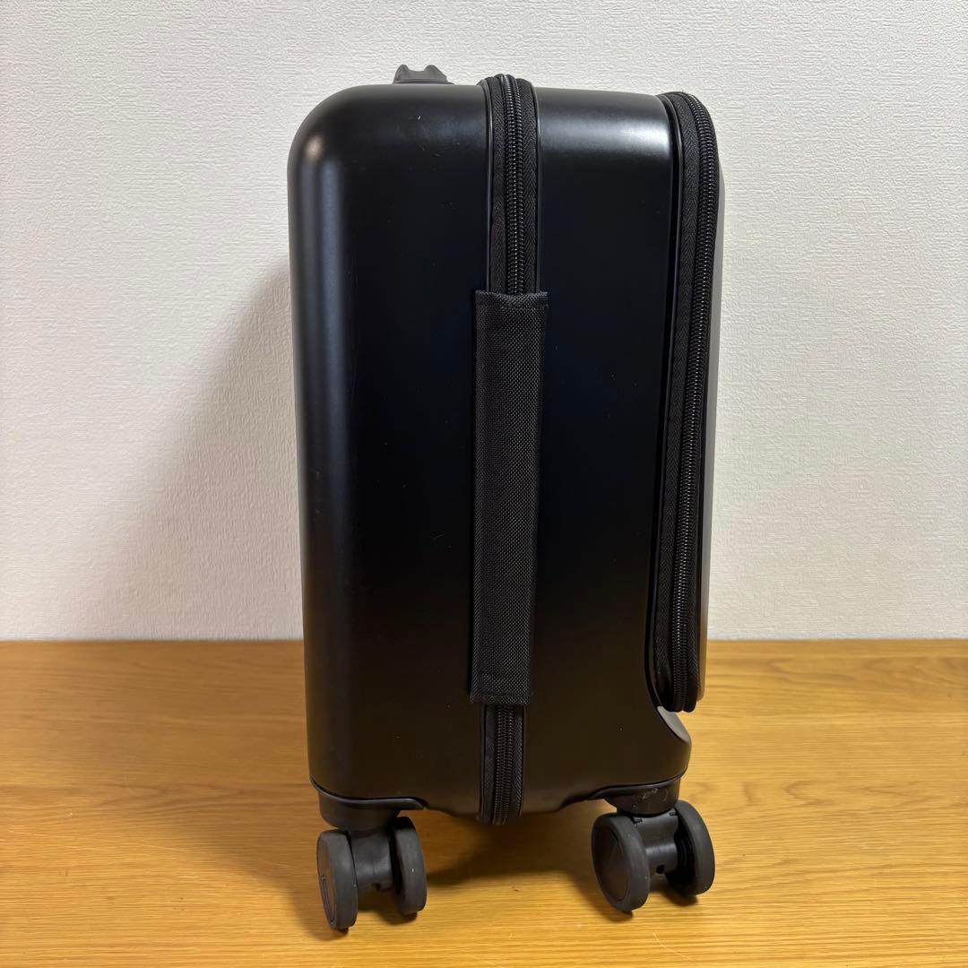 タケオキクチ　キャリーケース　4輪 22L 機内持ち込み　スーツケース　メンズ
