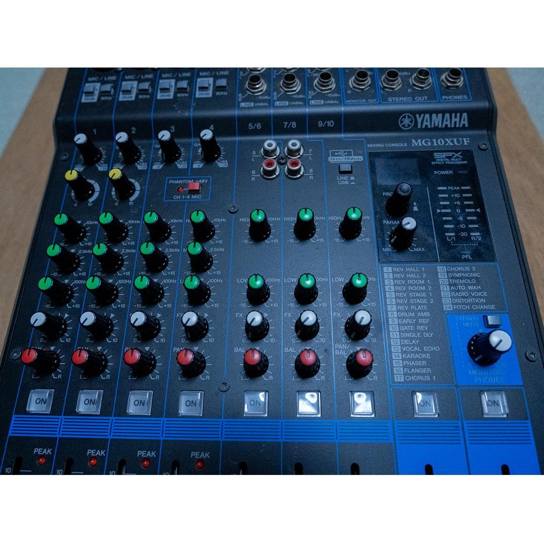 【送料無料】YAMAHA MG10XUF アナログミキサー ACアダプター有り