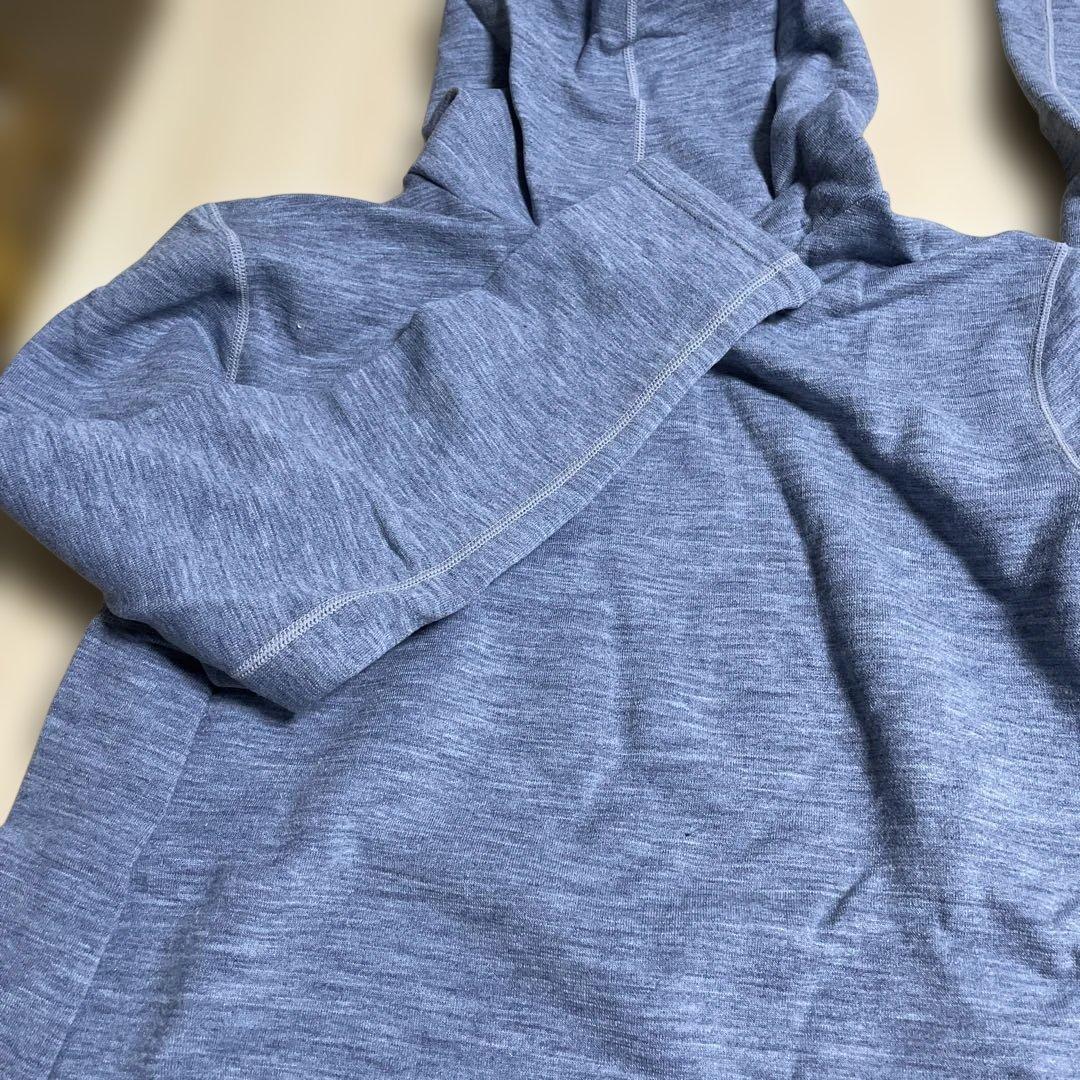 K*u様 新品未使用タグ付き　YETINA ライトフーディー